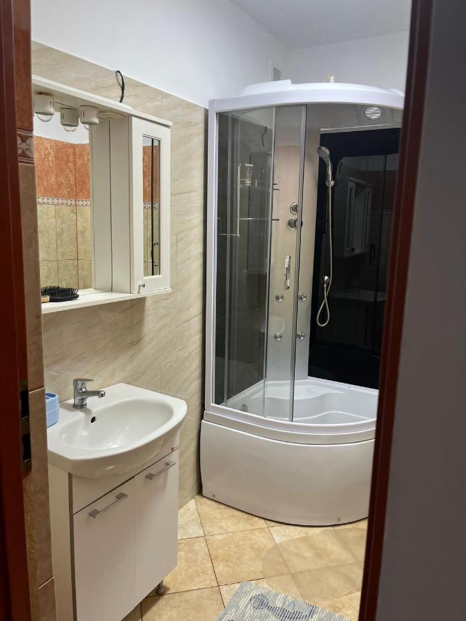 דירות אפורי נורד Casa Vio Parter מראה חיצוני תמונה